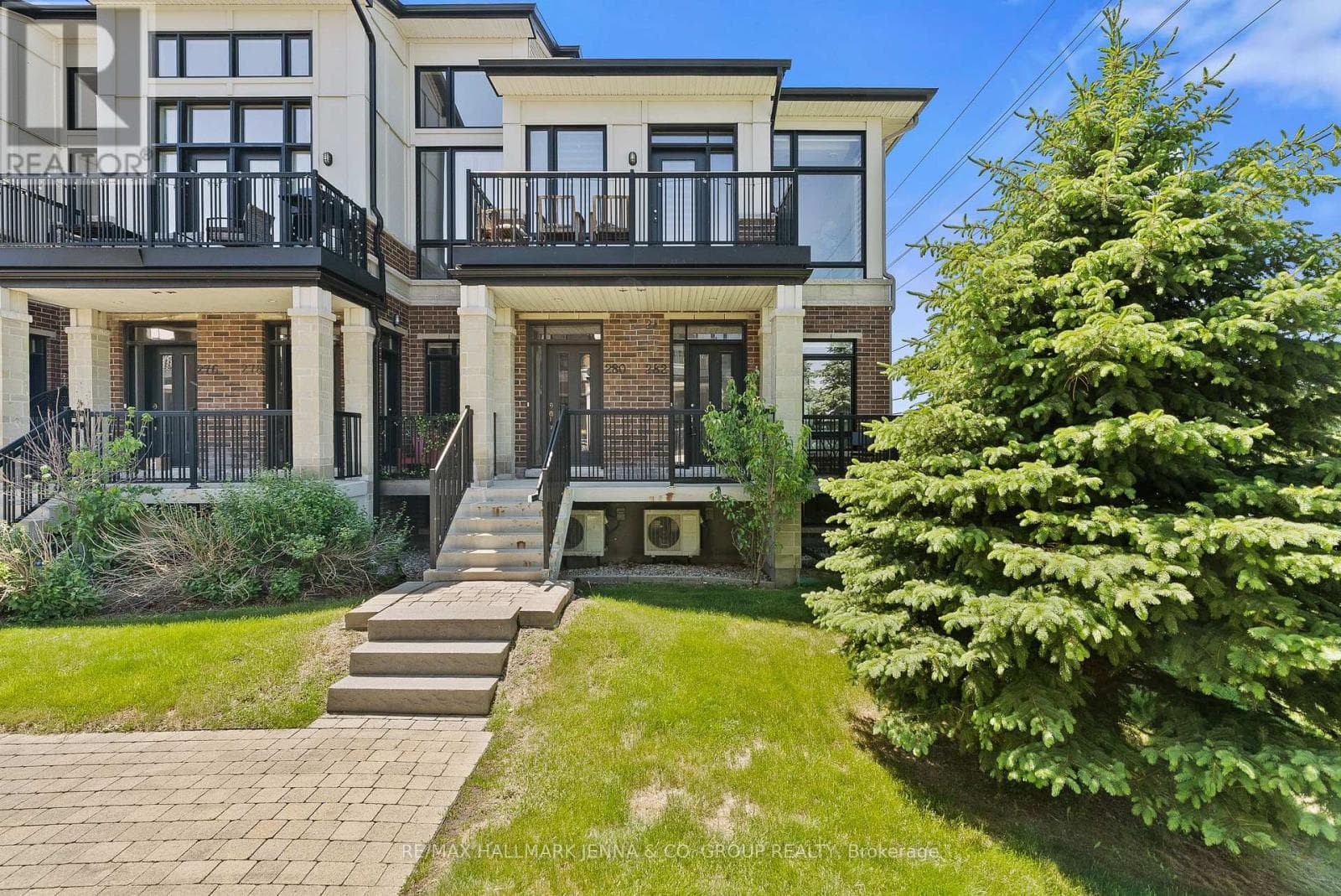83 - 282 Pembina Private