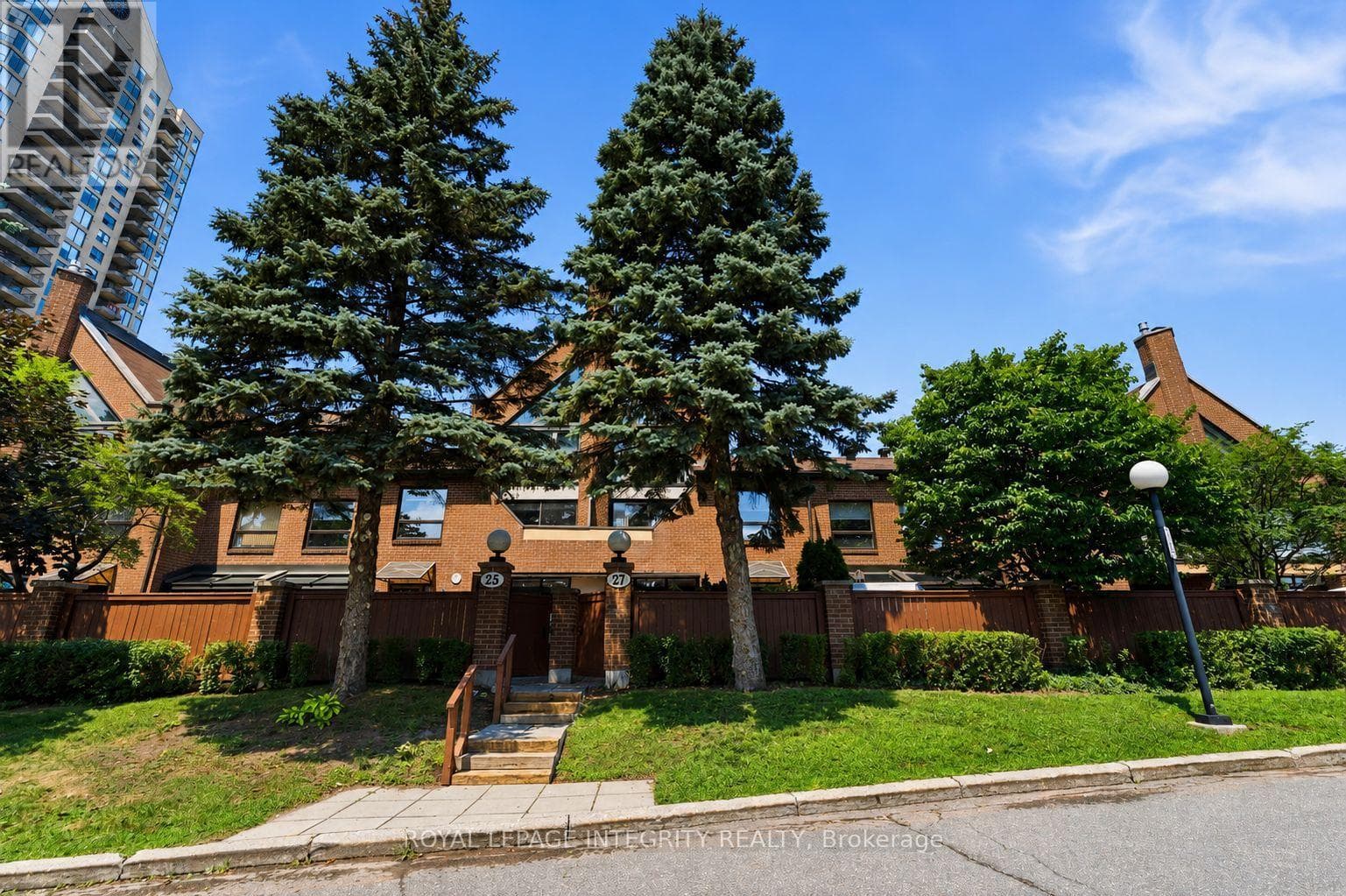 27 - 100 Hillside Drive