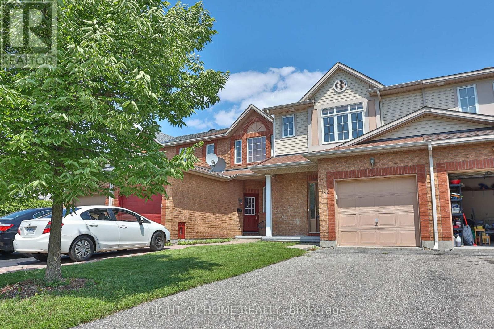 142 Lilibet Crescent E