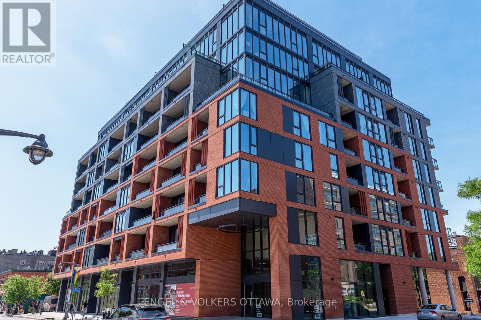 217 - 10 James Street