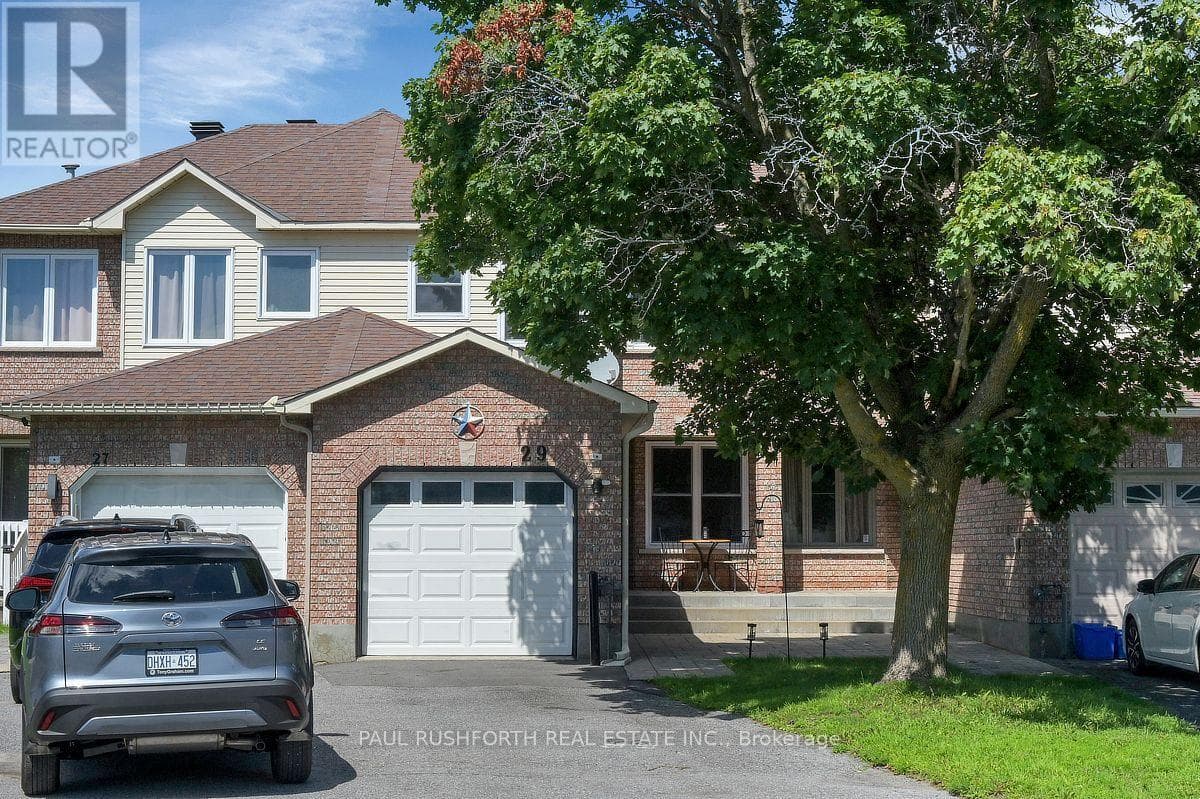 29 Grenadier Way