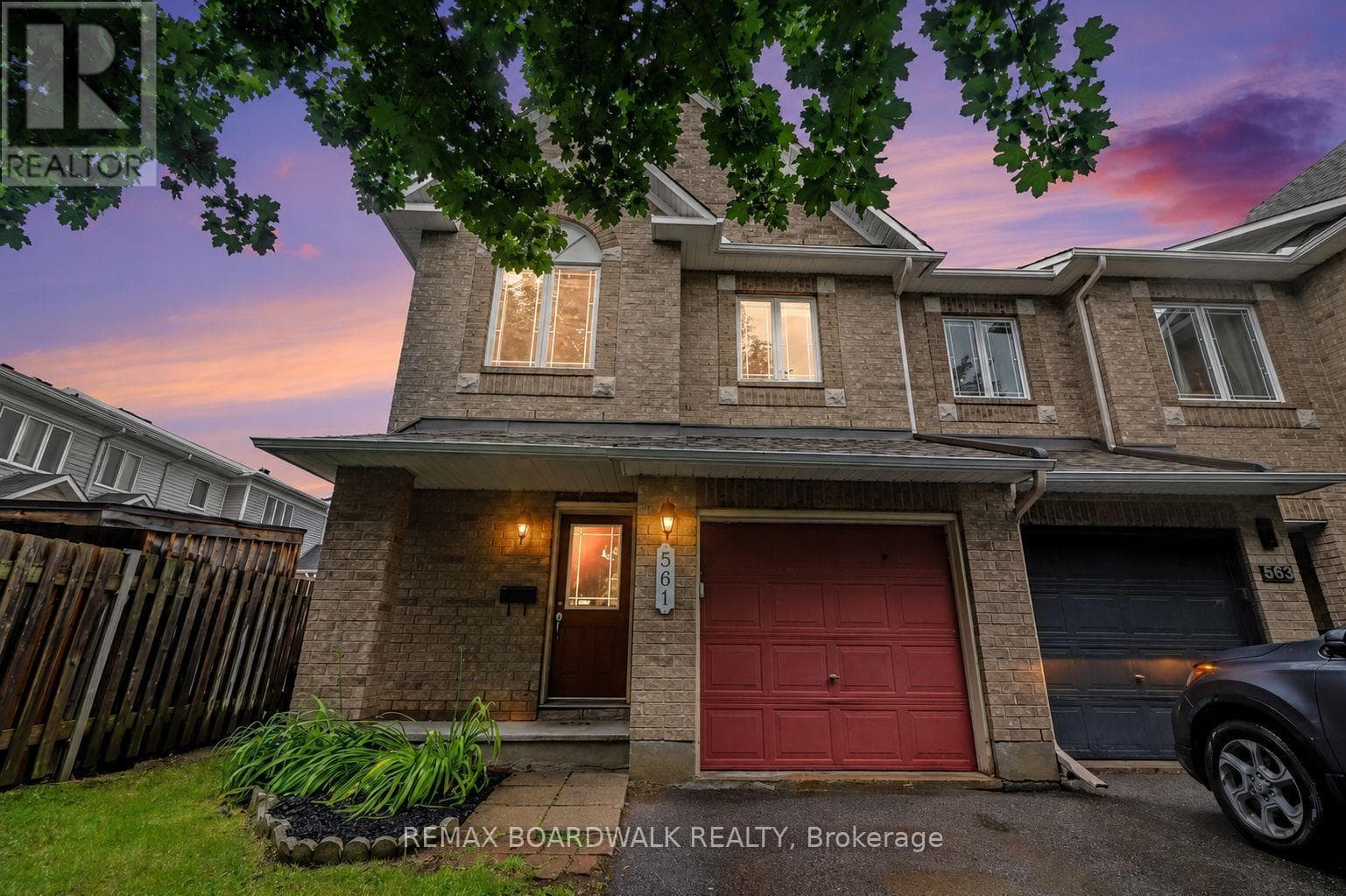 561 Aquaview Drive