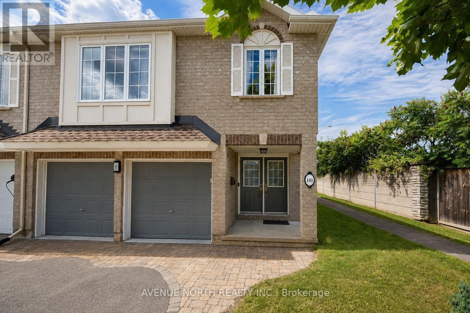 141 Gladeview Private