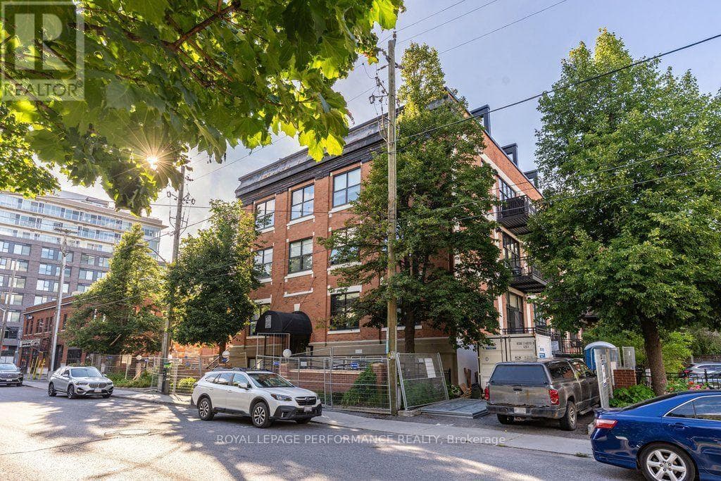Ph4 & Ph6 - 255 Argyle Avenue