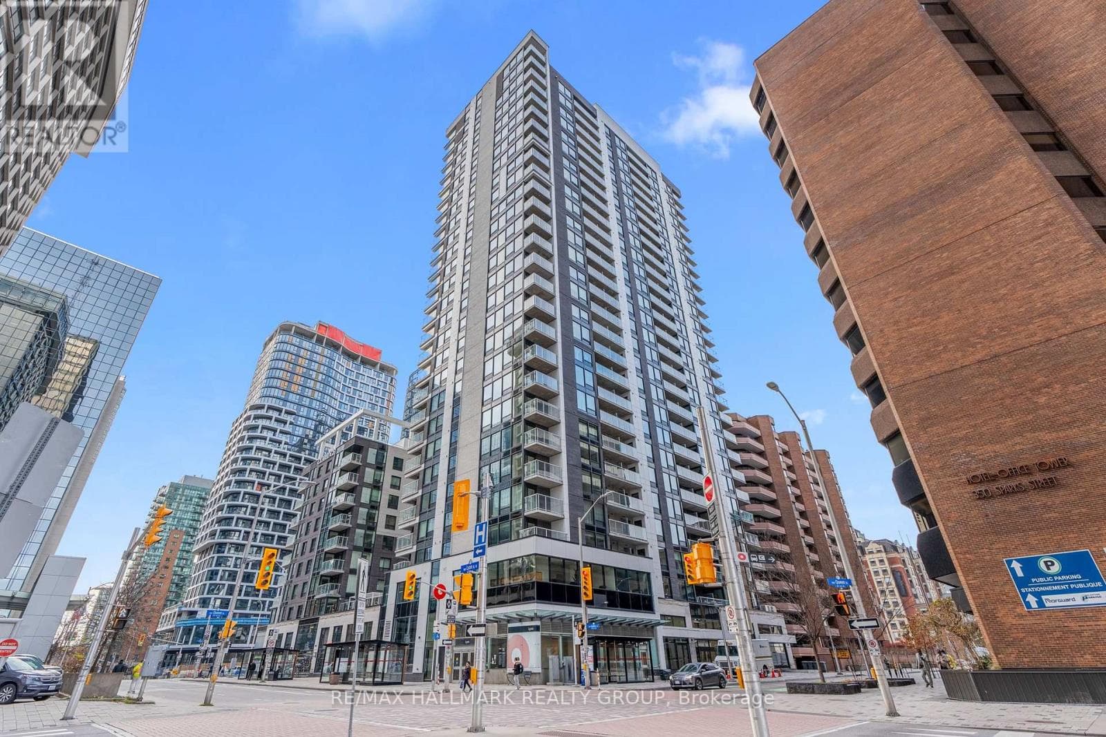 1403 - 340 Queen Street