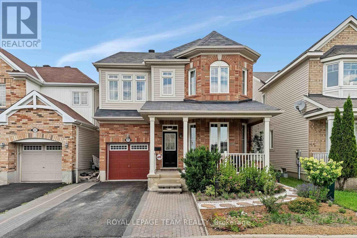 2225 Watercolours Way