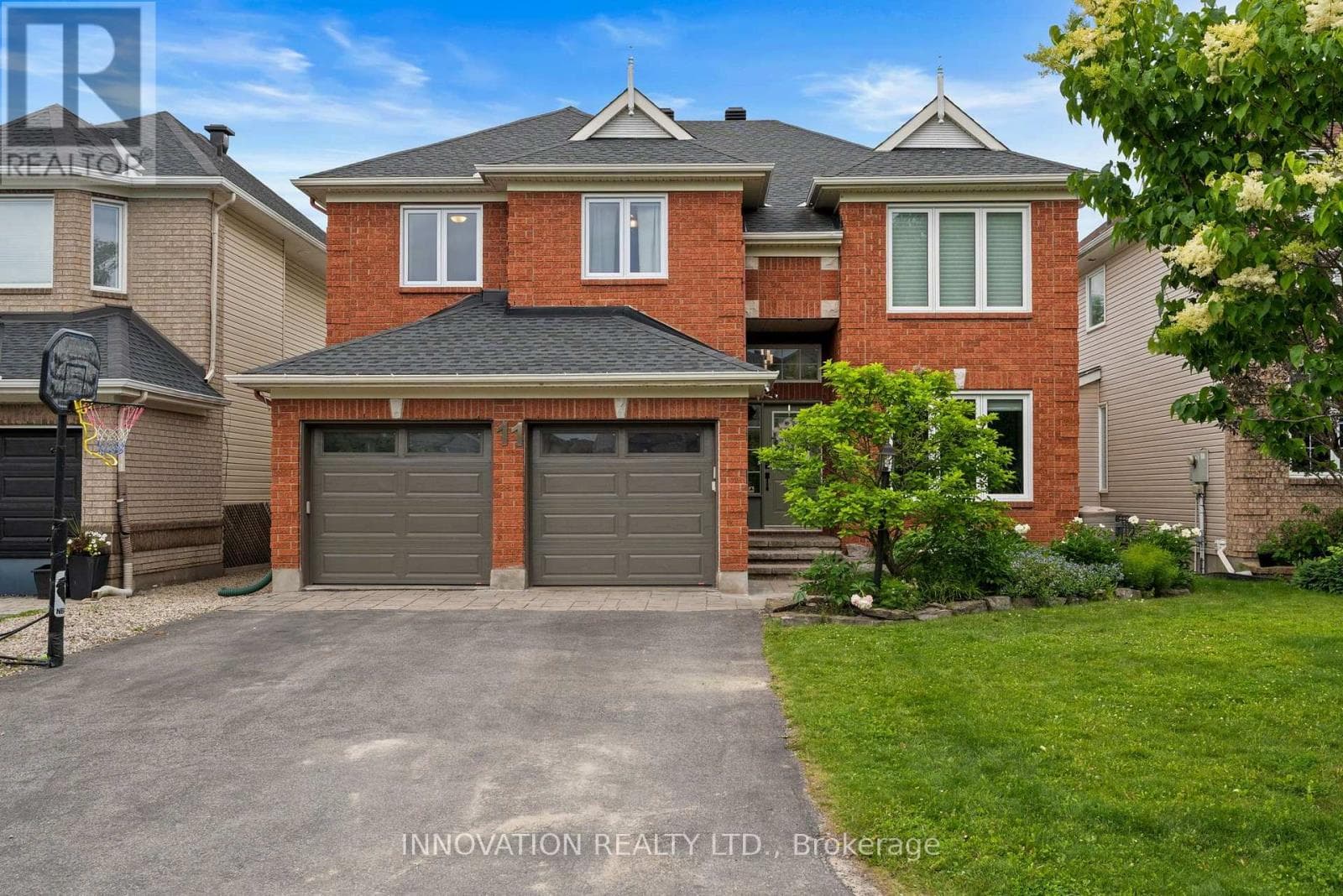 11 Bracewood Way