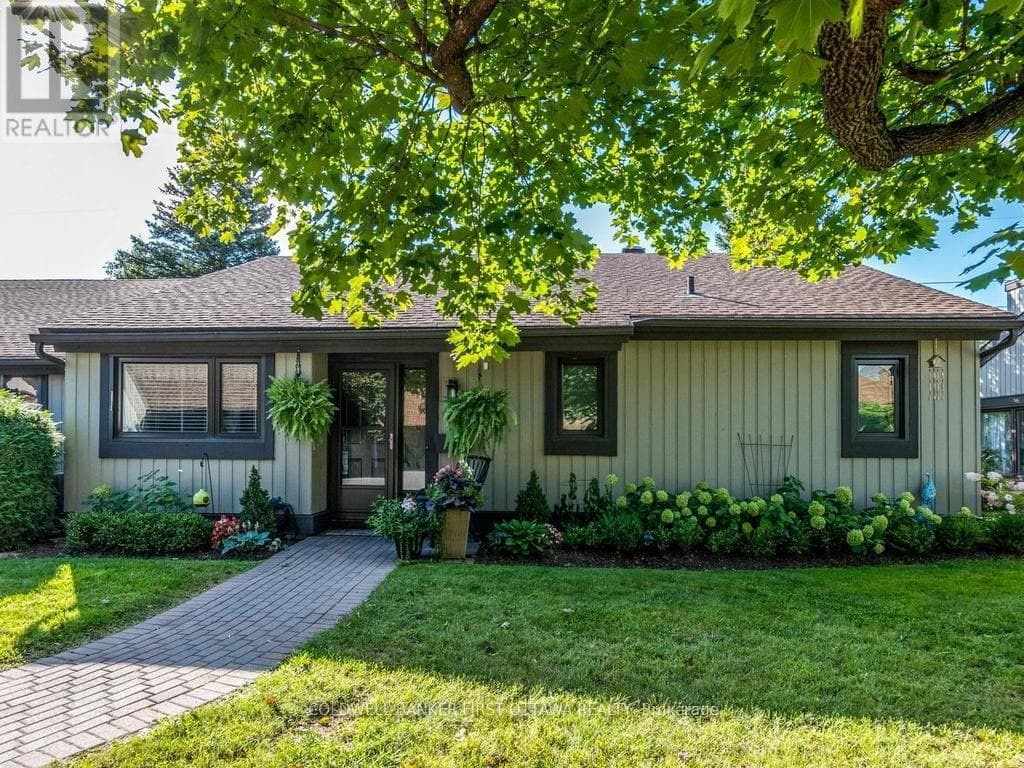 12 Kittansett Court
