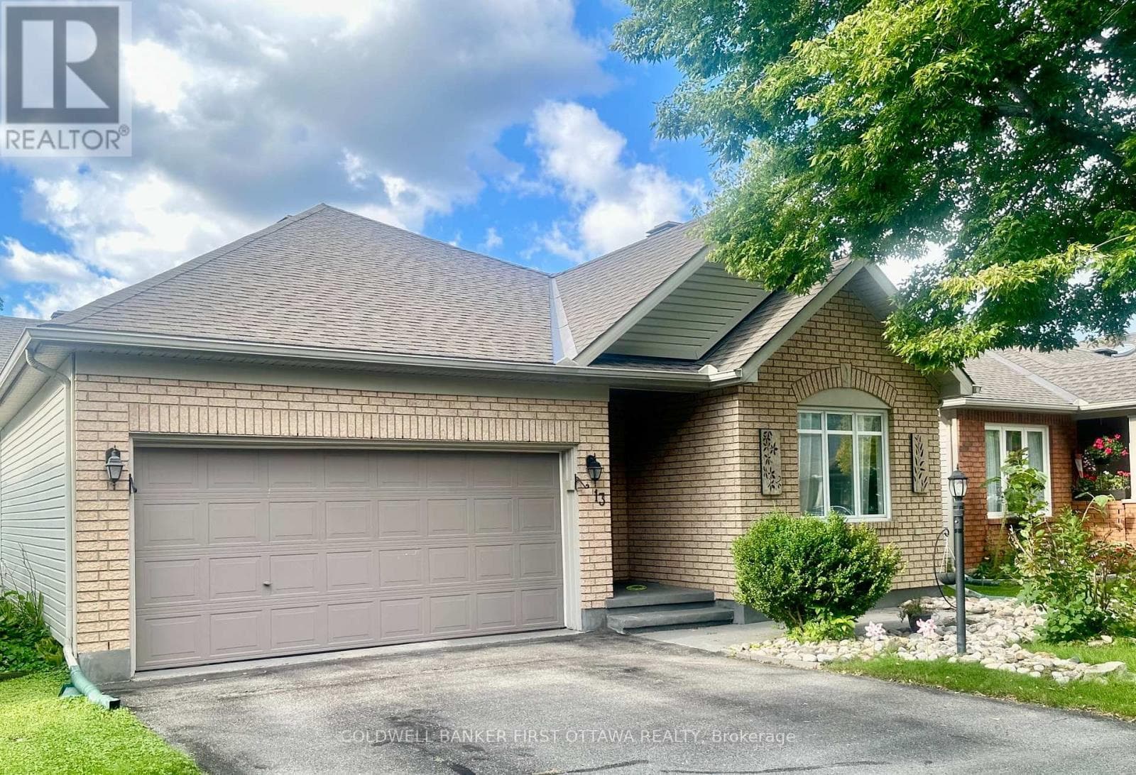 13 Fieldcrest Avenue