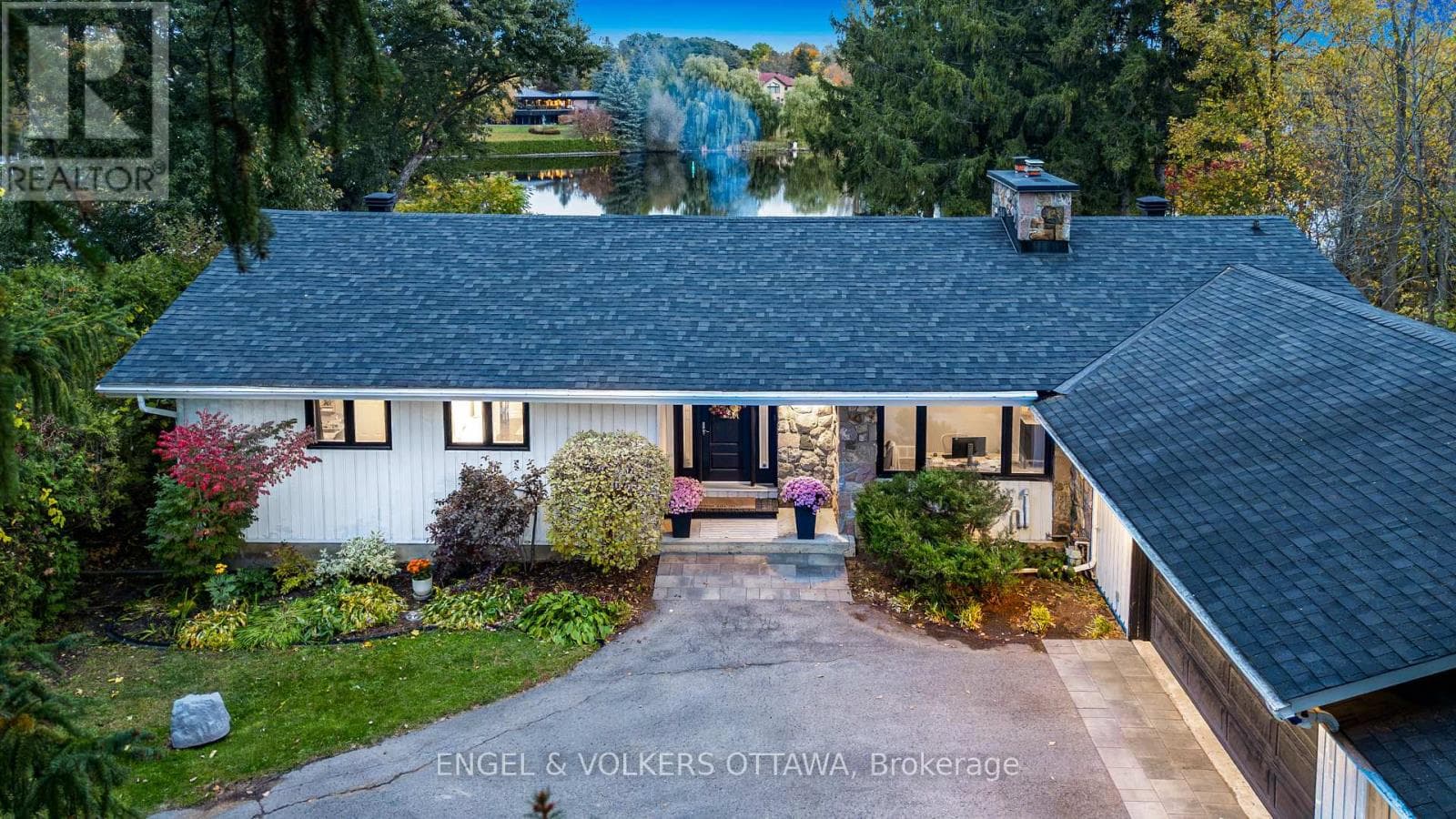 1073 Island View Drive