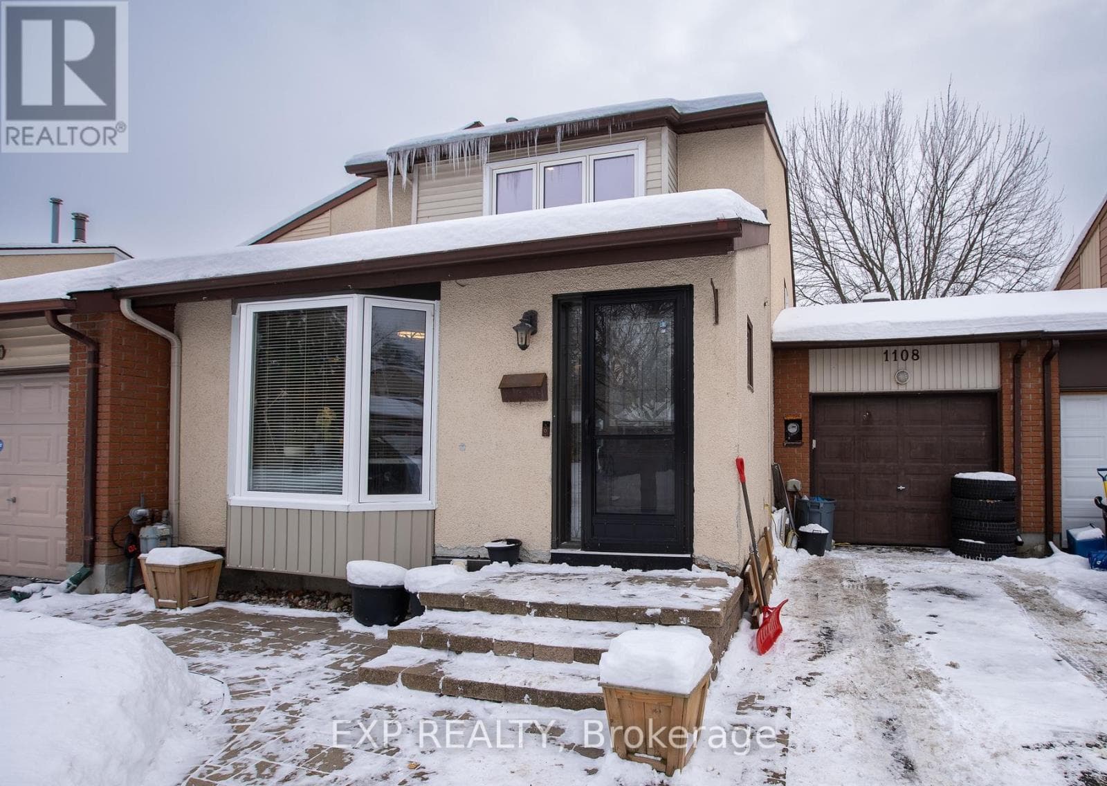 1108 Grenoble Crescent