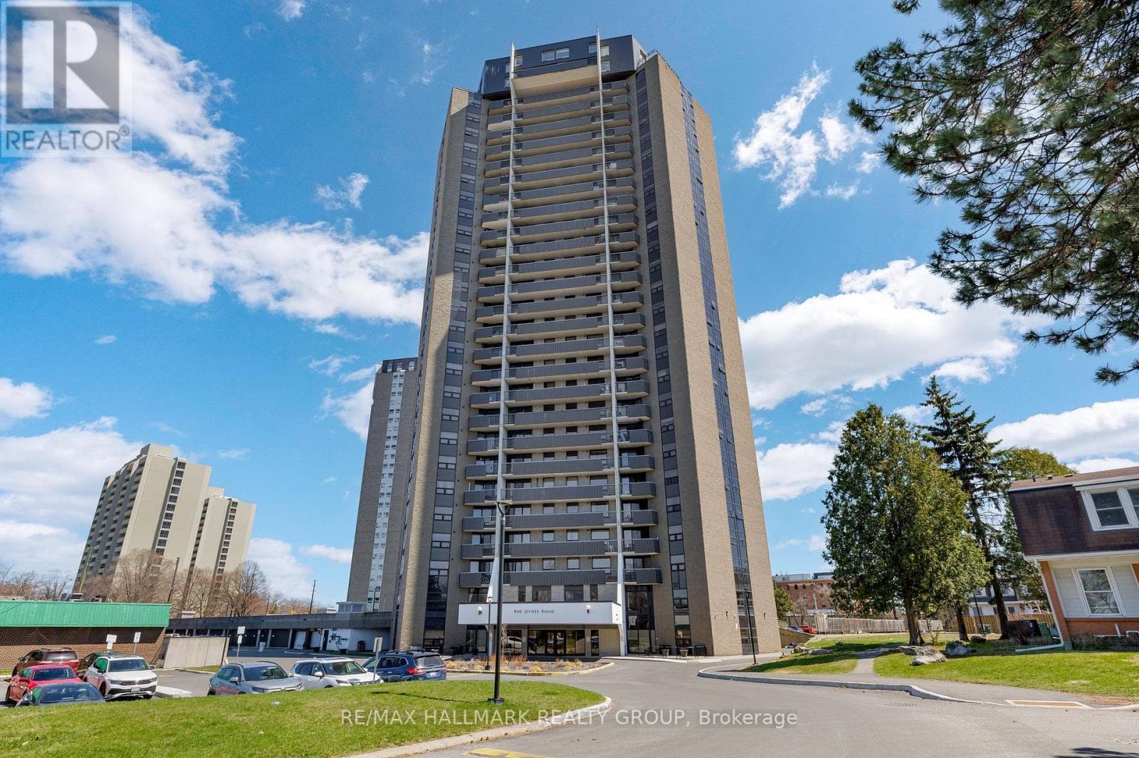 407 - 900 Dynes Road