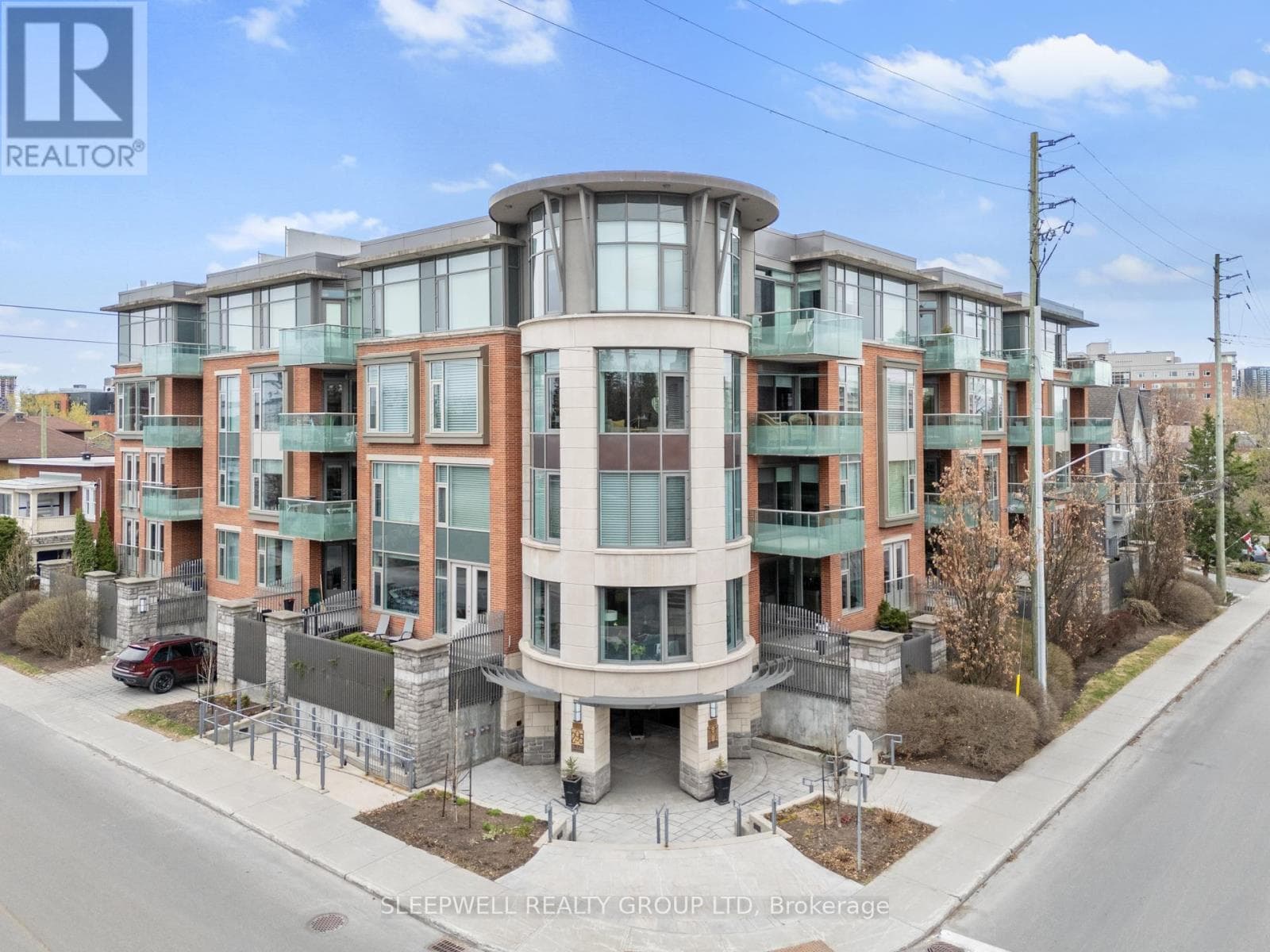 Ph03 - 295 Mackay Street