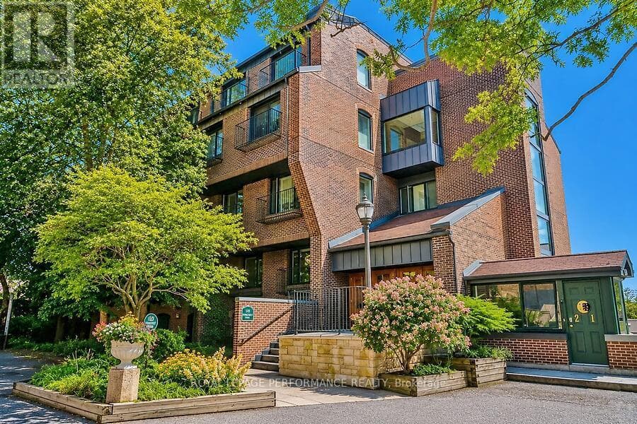10 - 135 Springfield Road