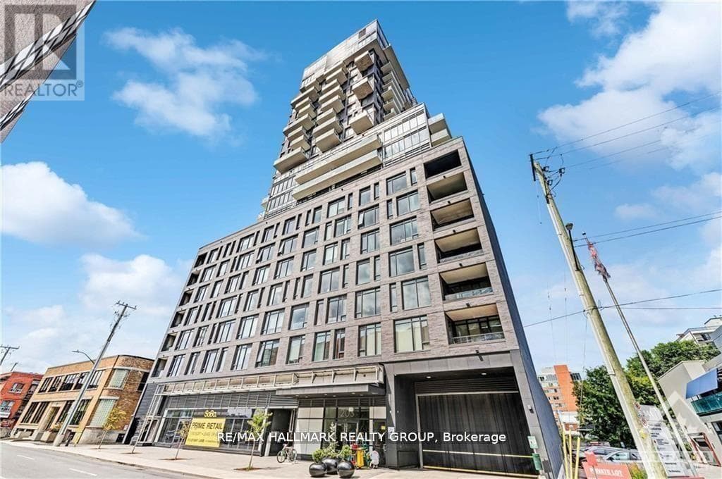 710 - 203 Catherine Street W