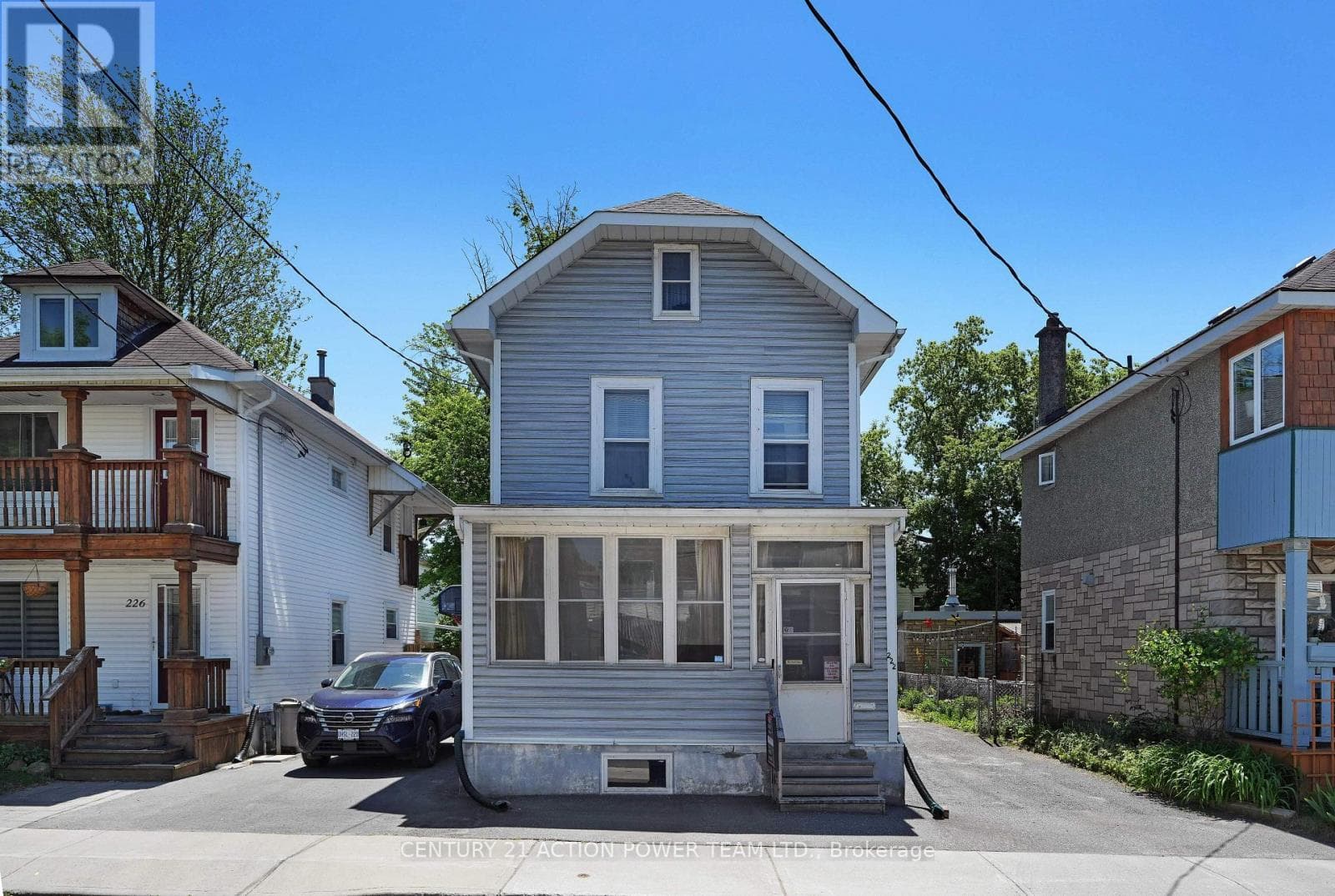 222 Montfort Street