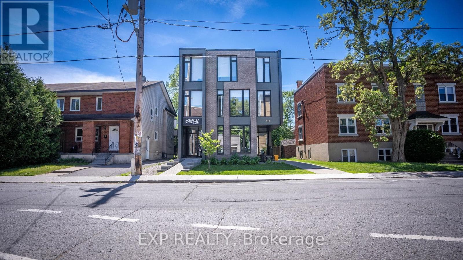 316 Somerset Street E