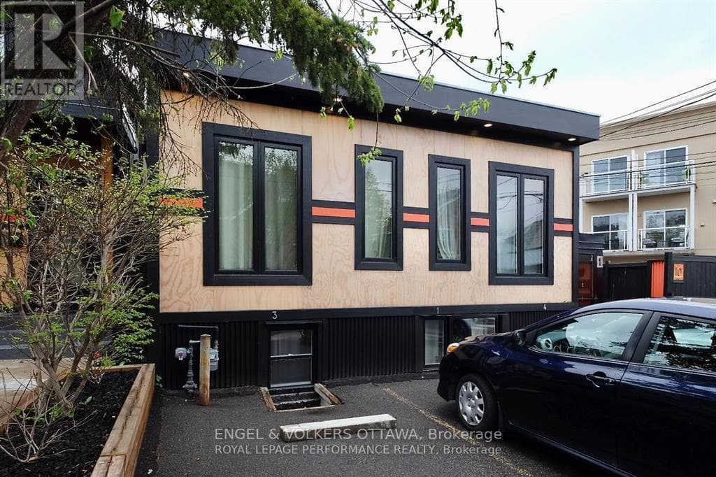 10 Sherbrooke Avenue