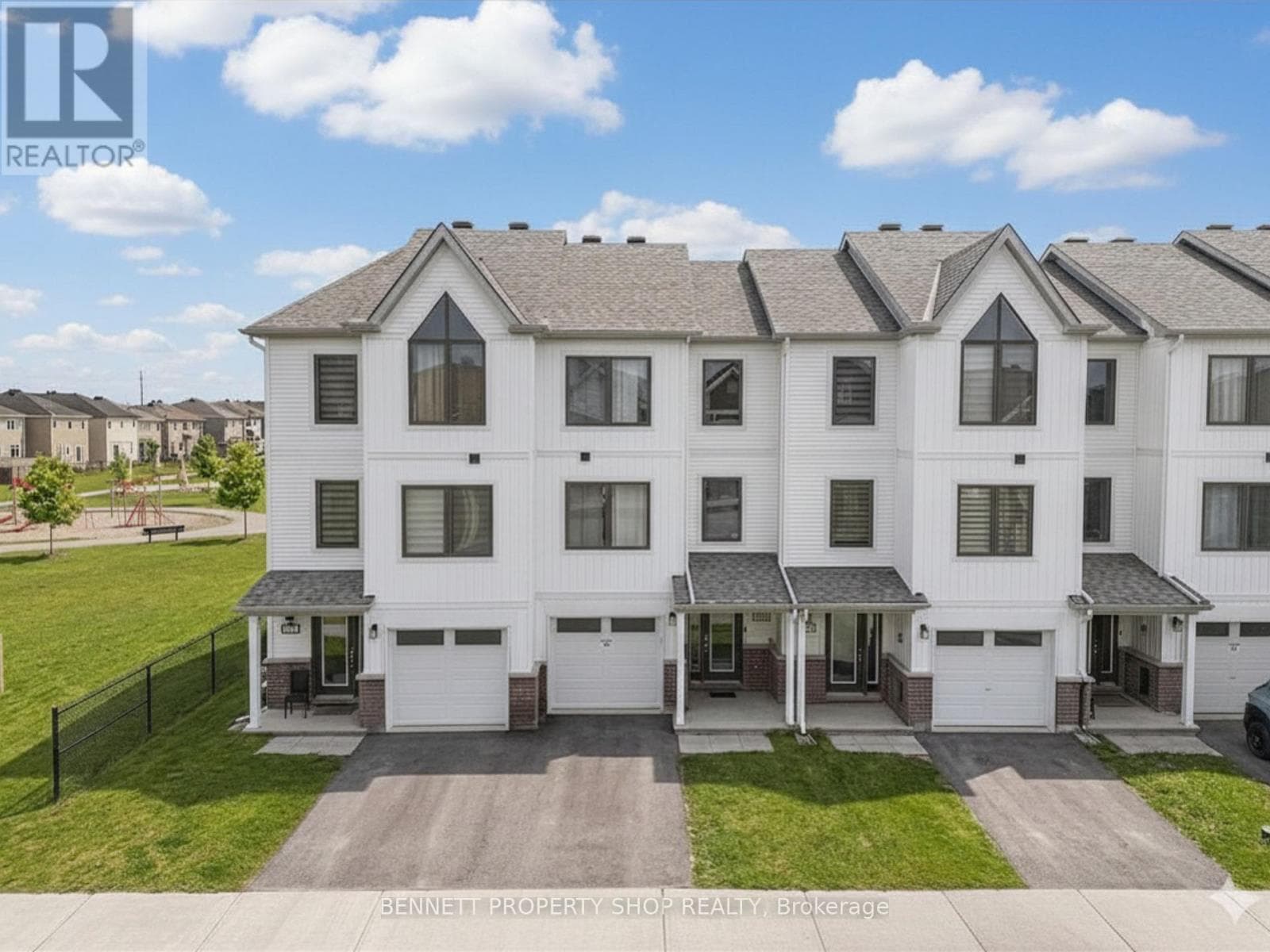 2412 Watercolours Way