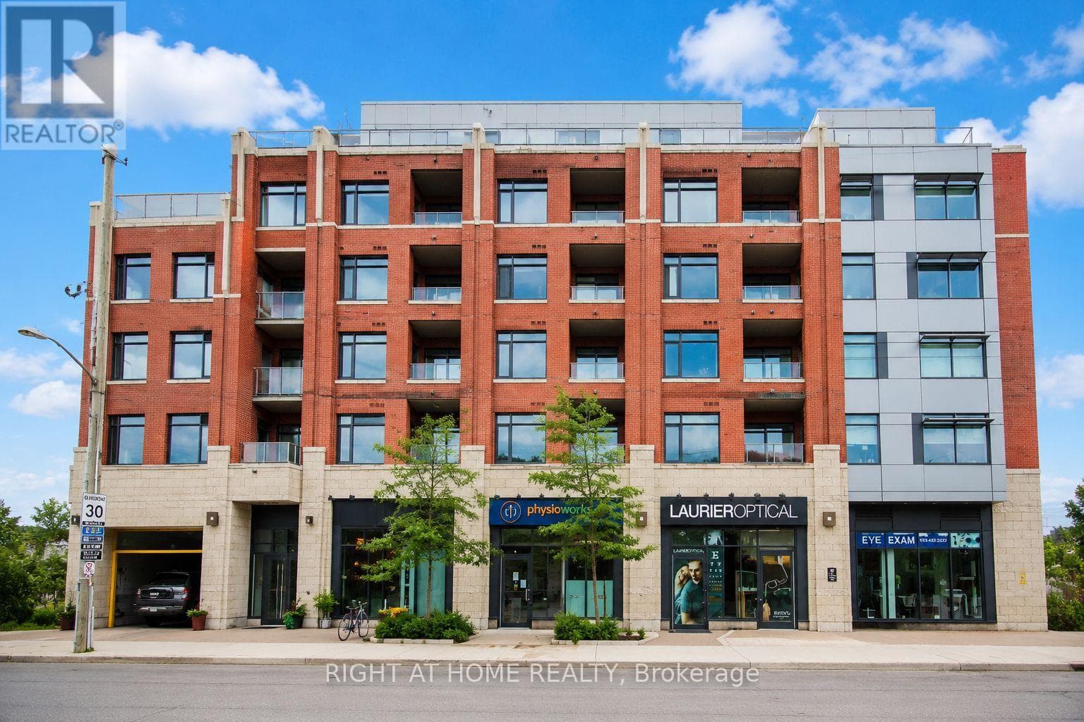 Unit #312 - 60 Springhurst Avenue