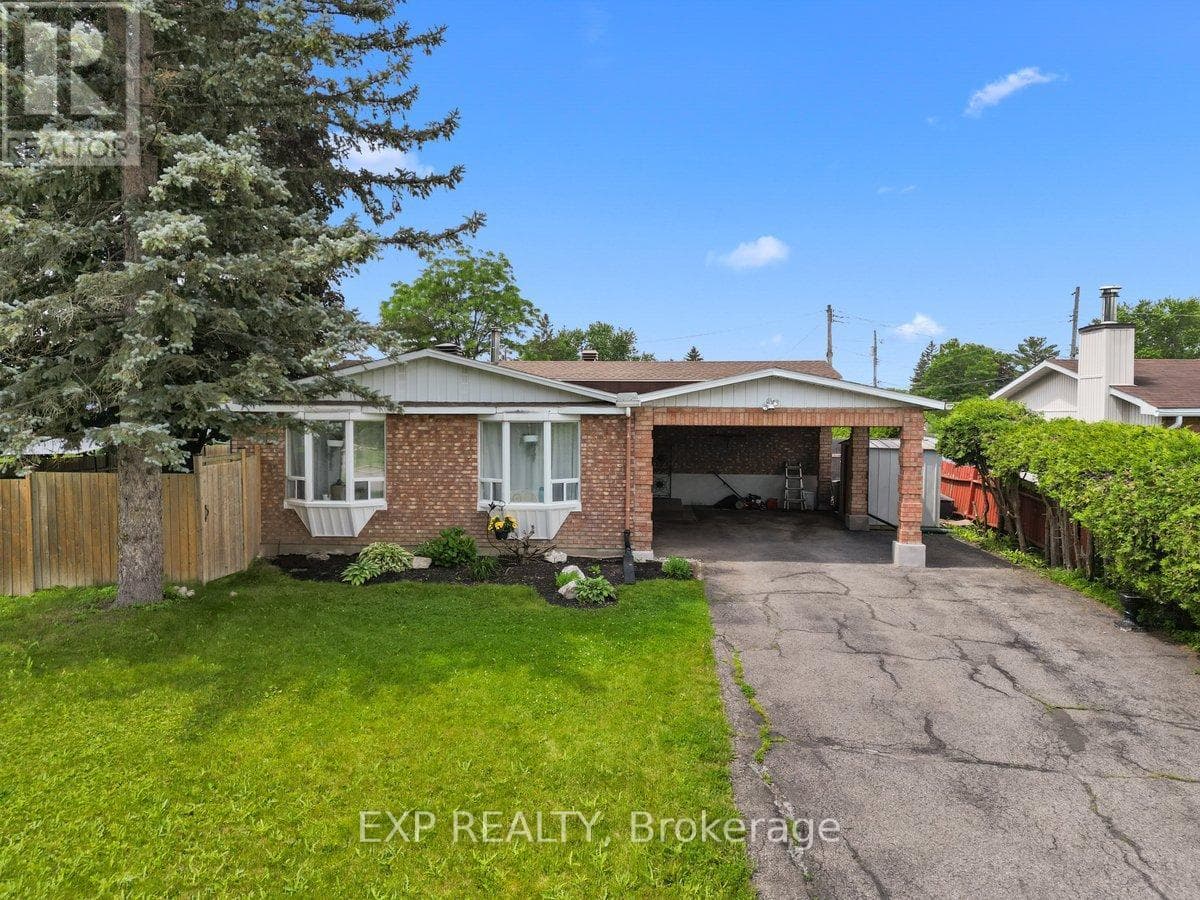 396 Hatfield Crescent