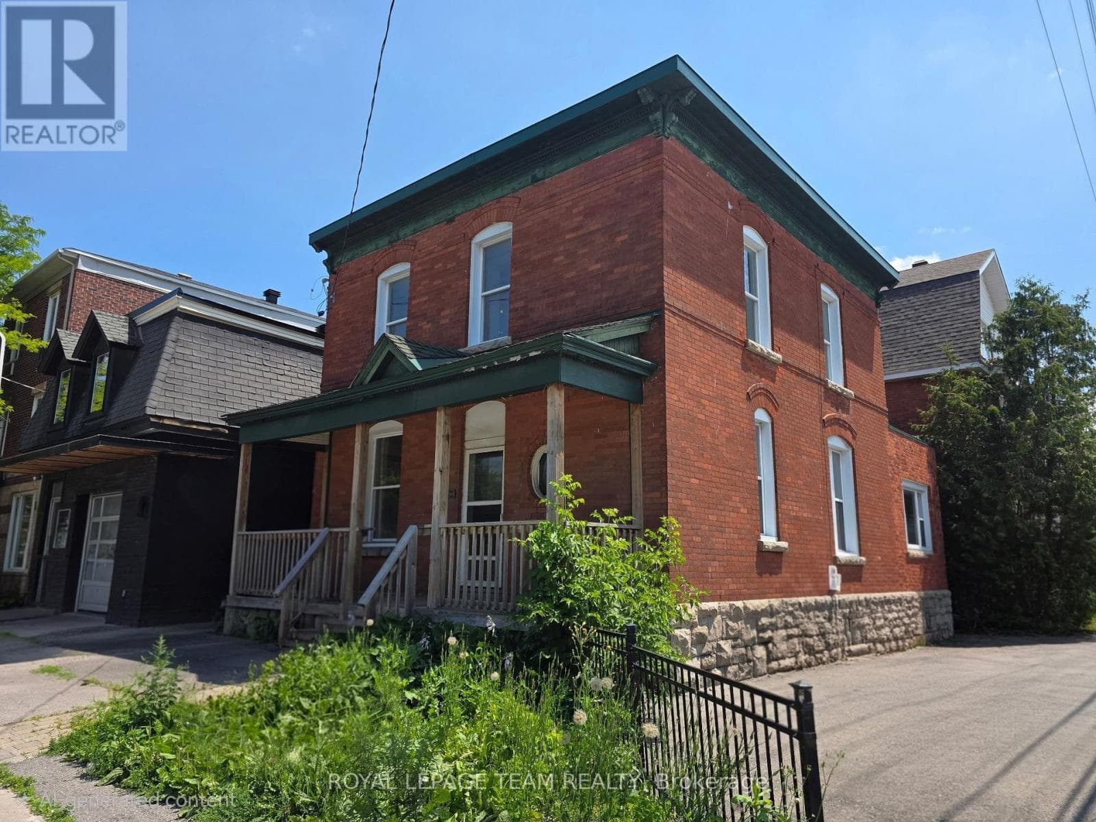 498 Gladstone Avenue
