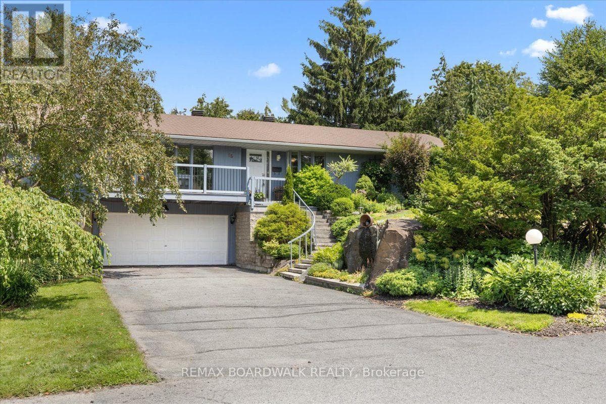 15 Selwyn Crescent