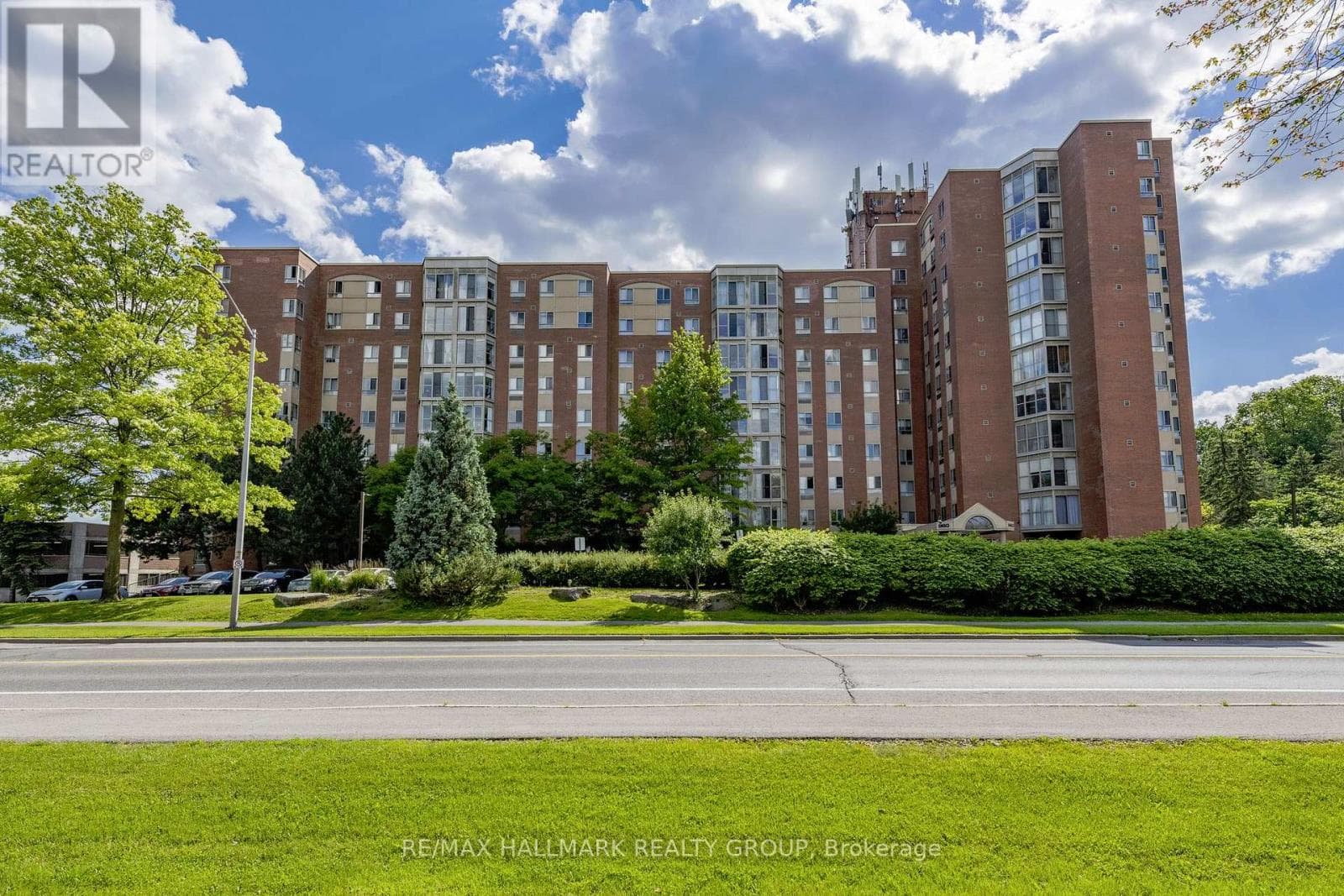 1104 - 960 Teron Road