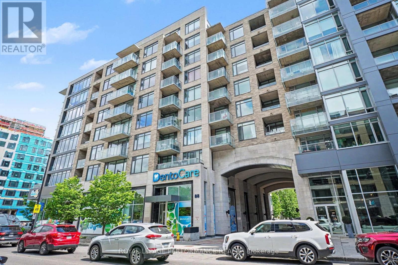 412 - 88 Richmond Road