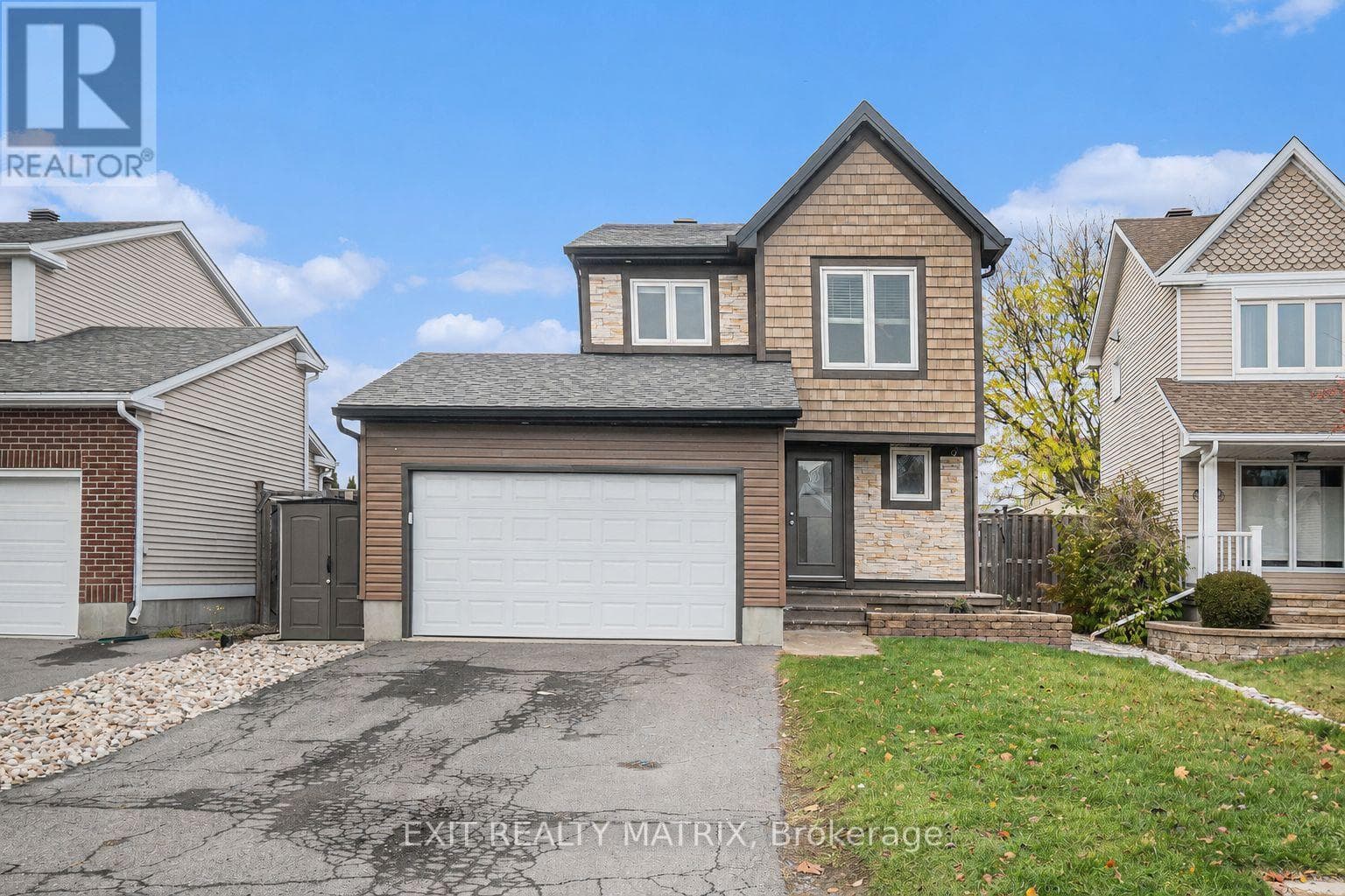 489 Rougemount Crescent
