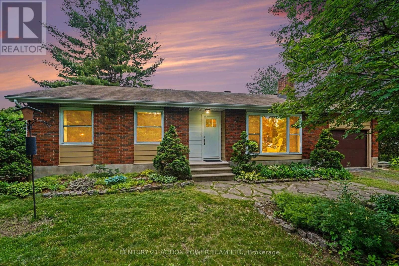 931 Kevin Crescent
