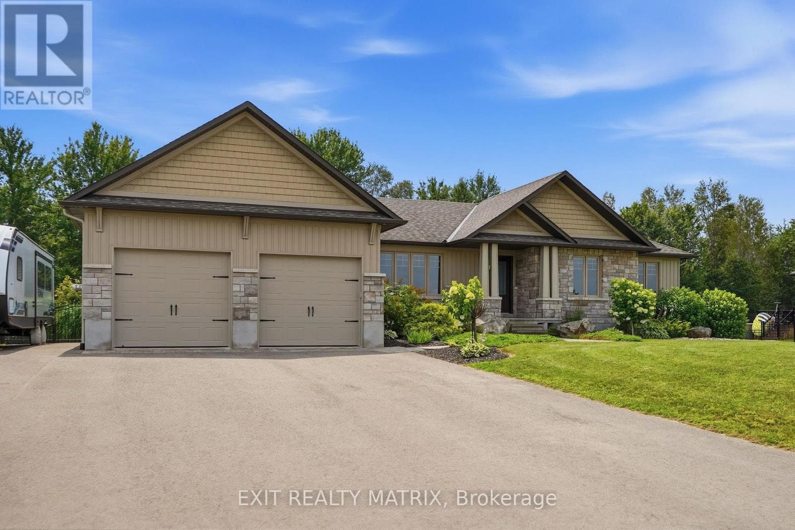 248 Des Violettes Street