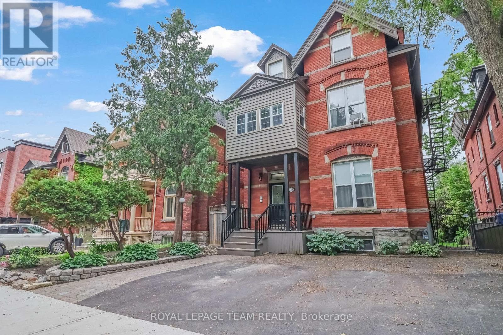 548 Maclaren Street