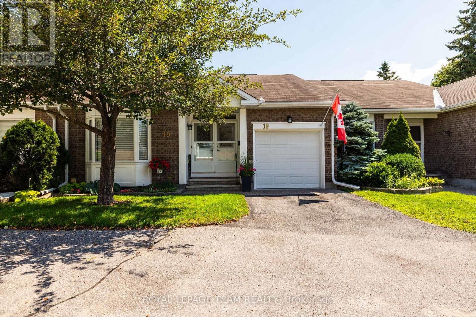 19 Pine Needles Court