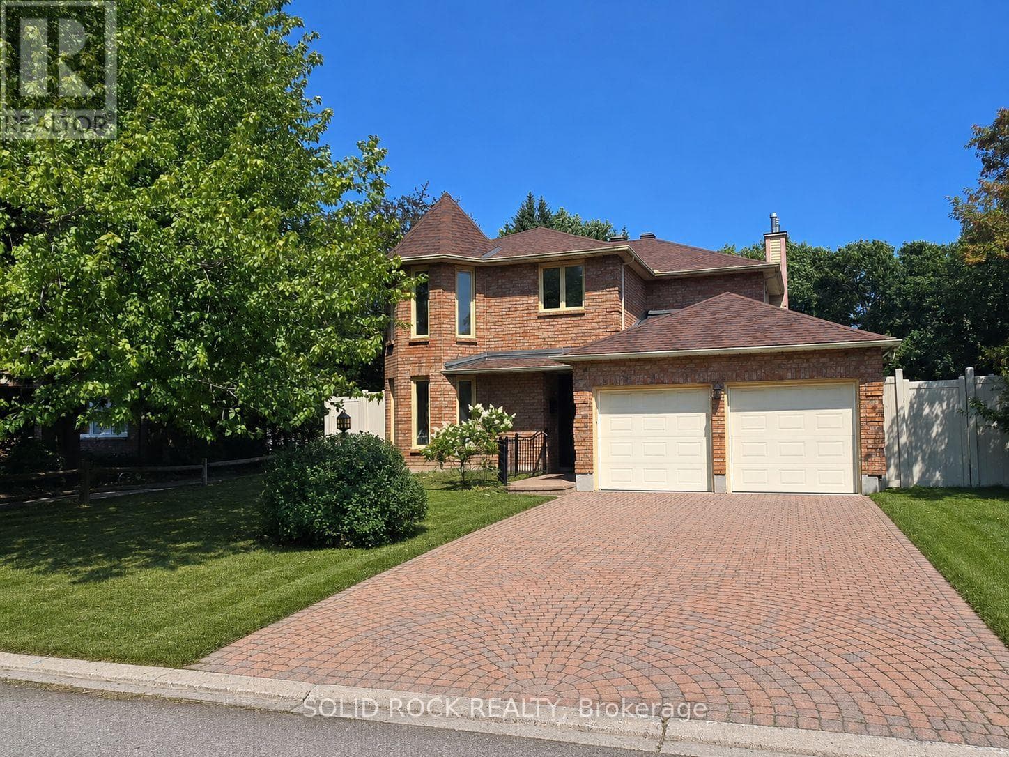 54 Huntsman Crescent