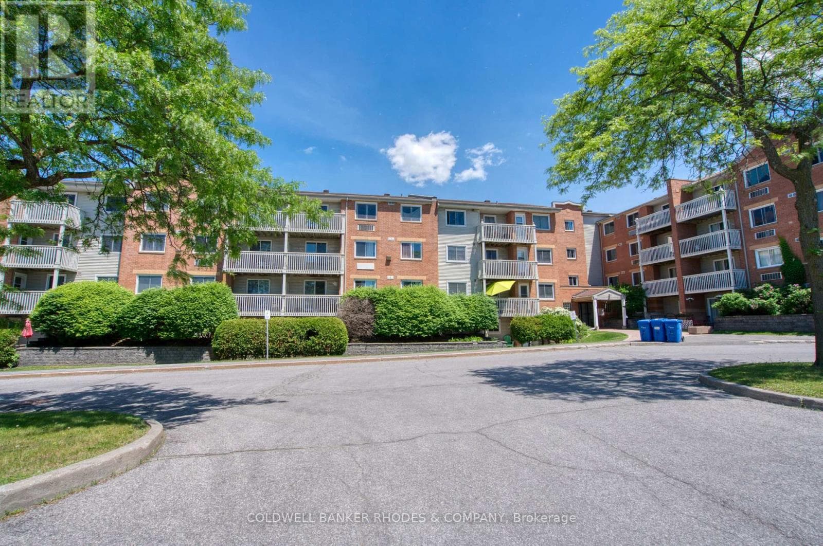 407 - 325 Centrum Boulevard