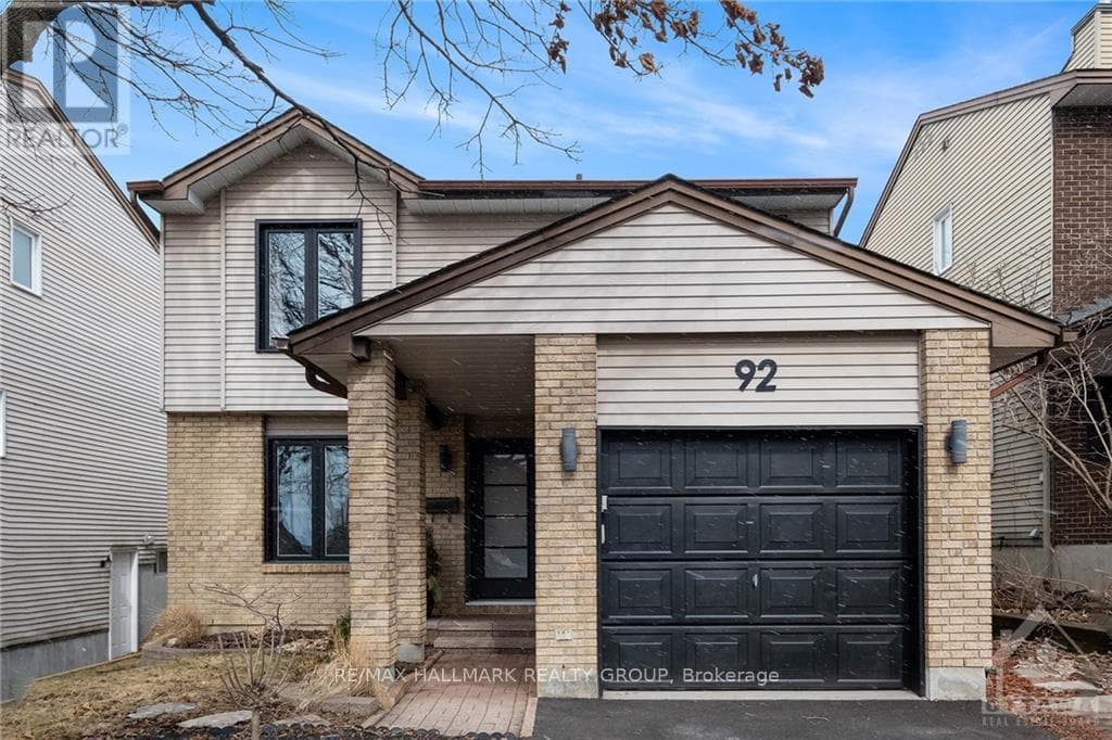 92 Gillespie Crescent