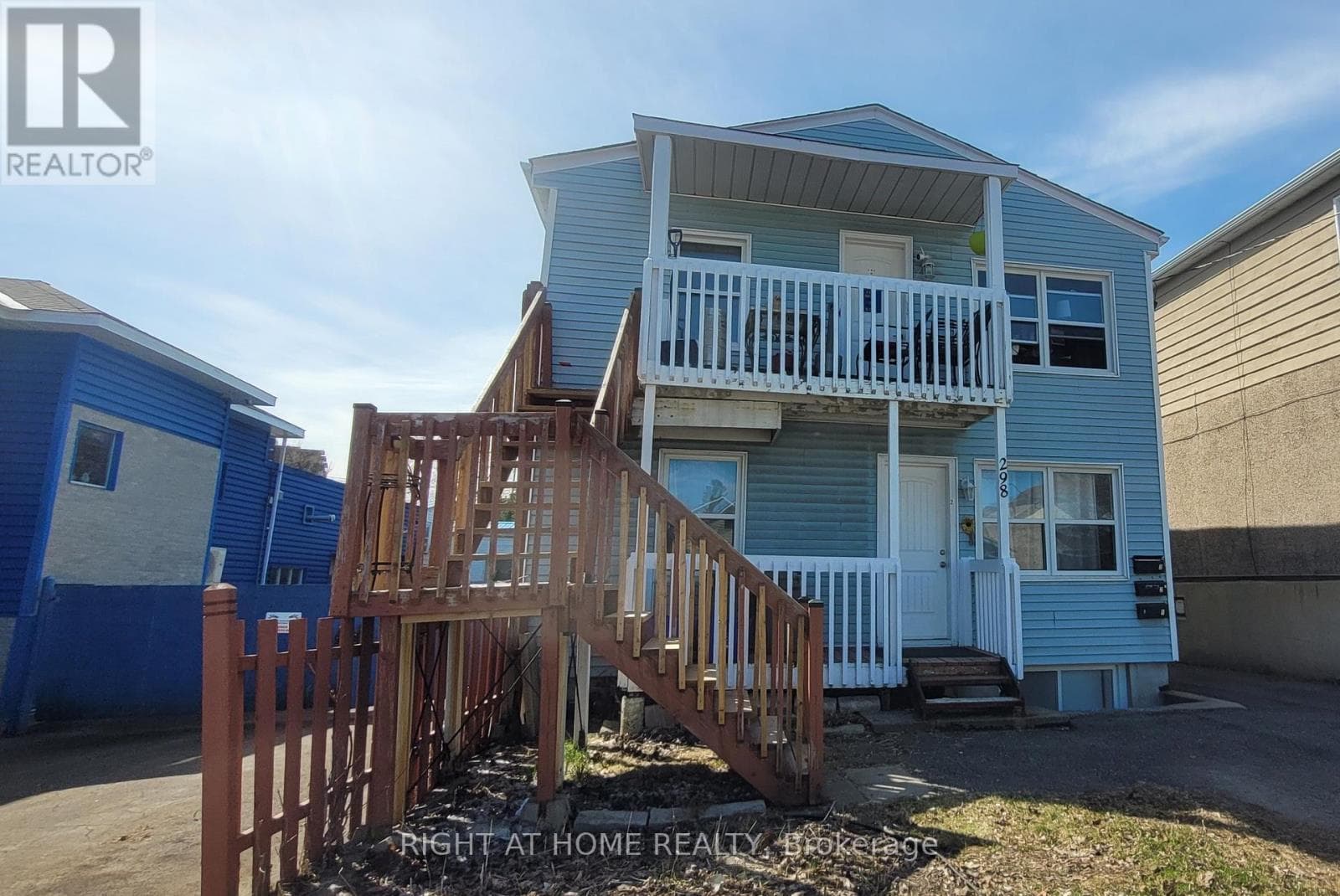 298 Montfort Street