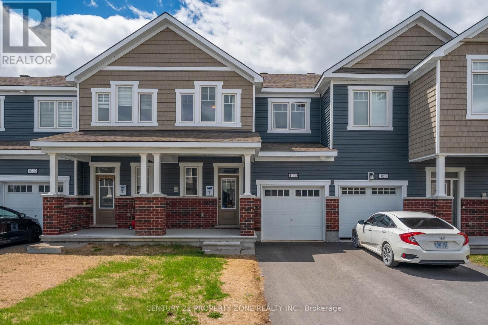 1060 Curraglass Walk