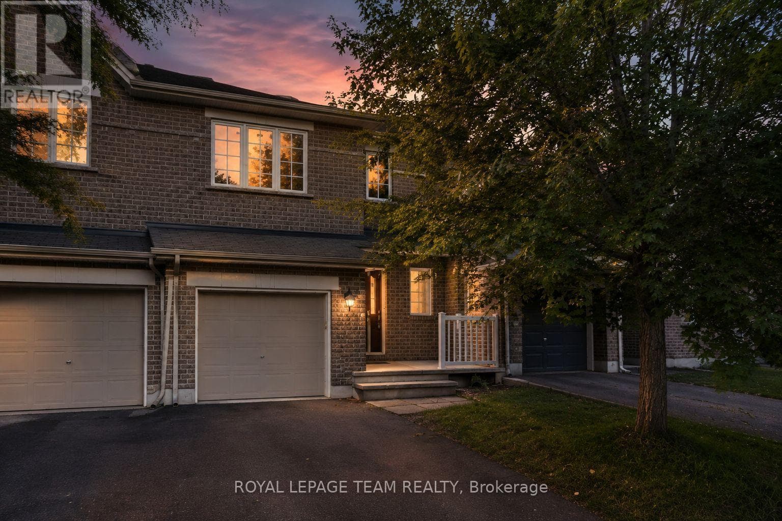 239 Tandalee Crescent