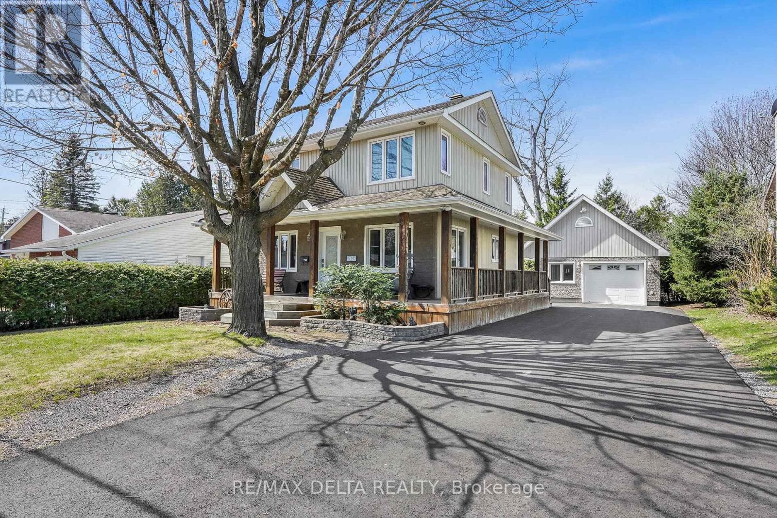 2567 Cleroux Crescent