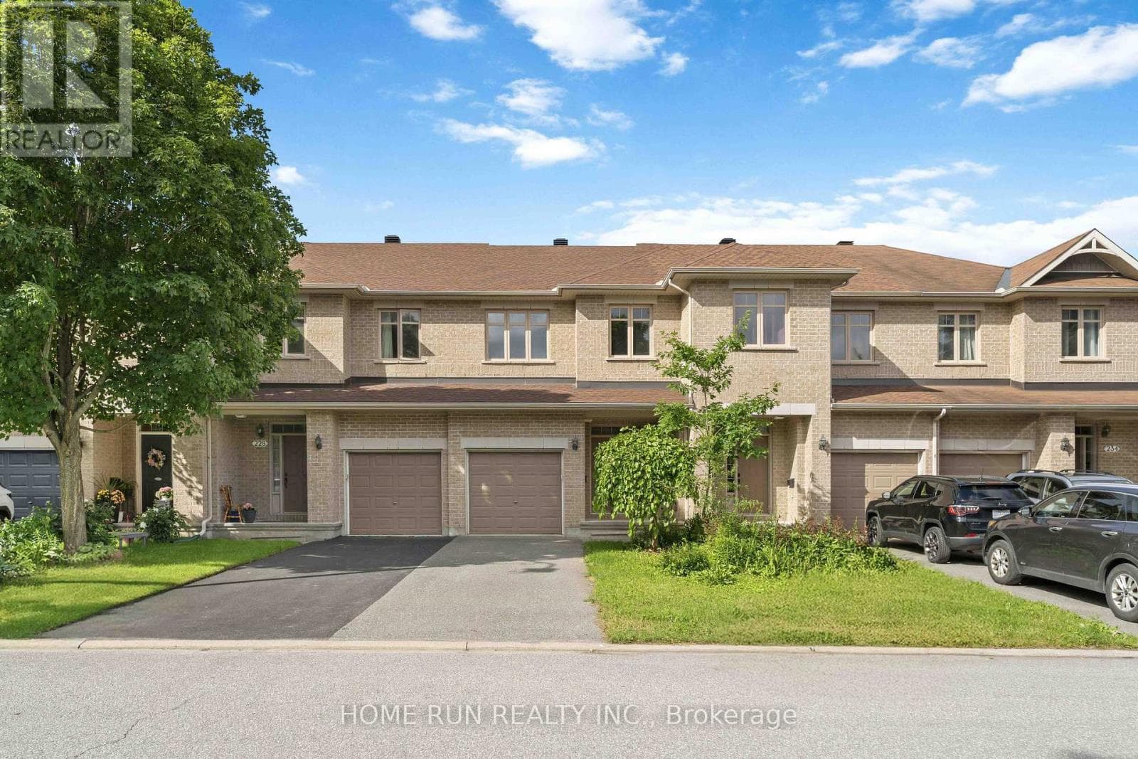 230 Badgeley Avenue