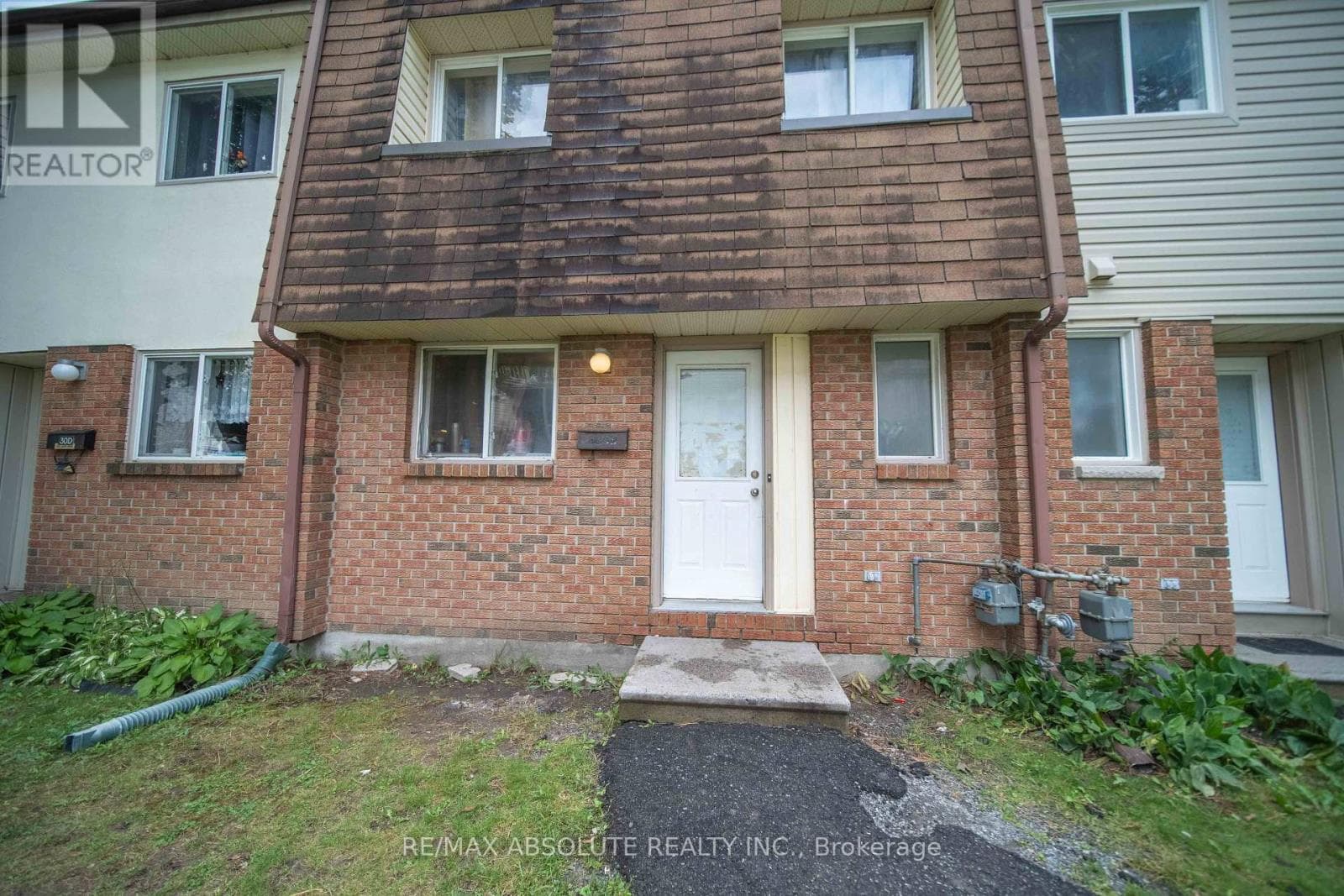 30 E Sonnet Crescent