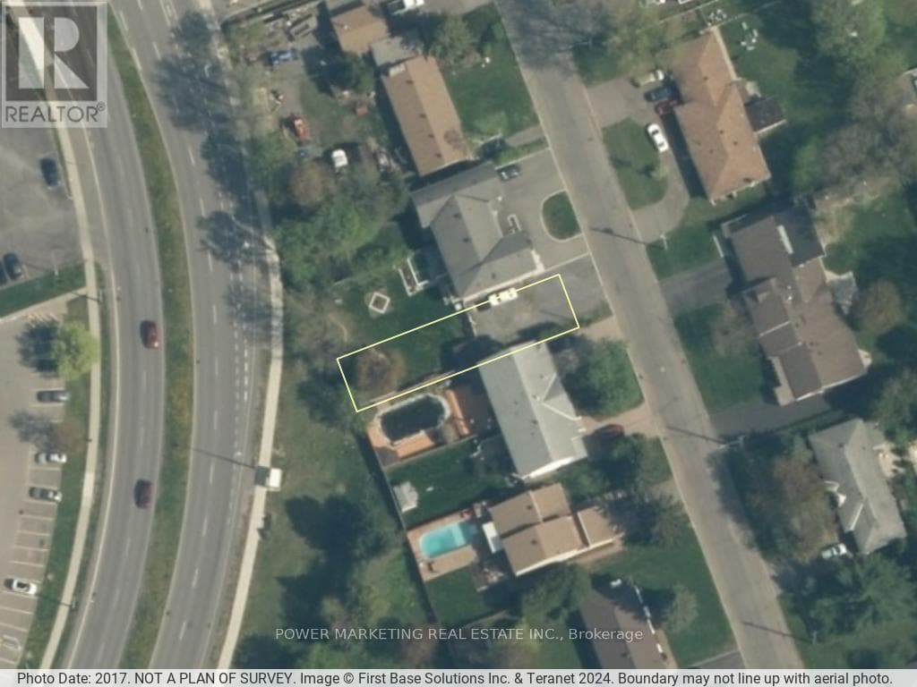 988 Laporte Street