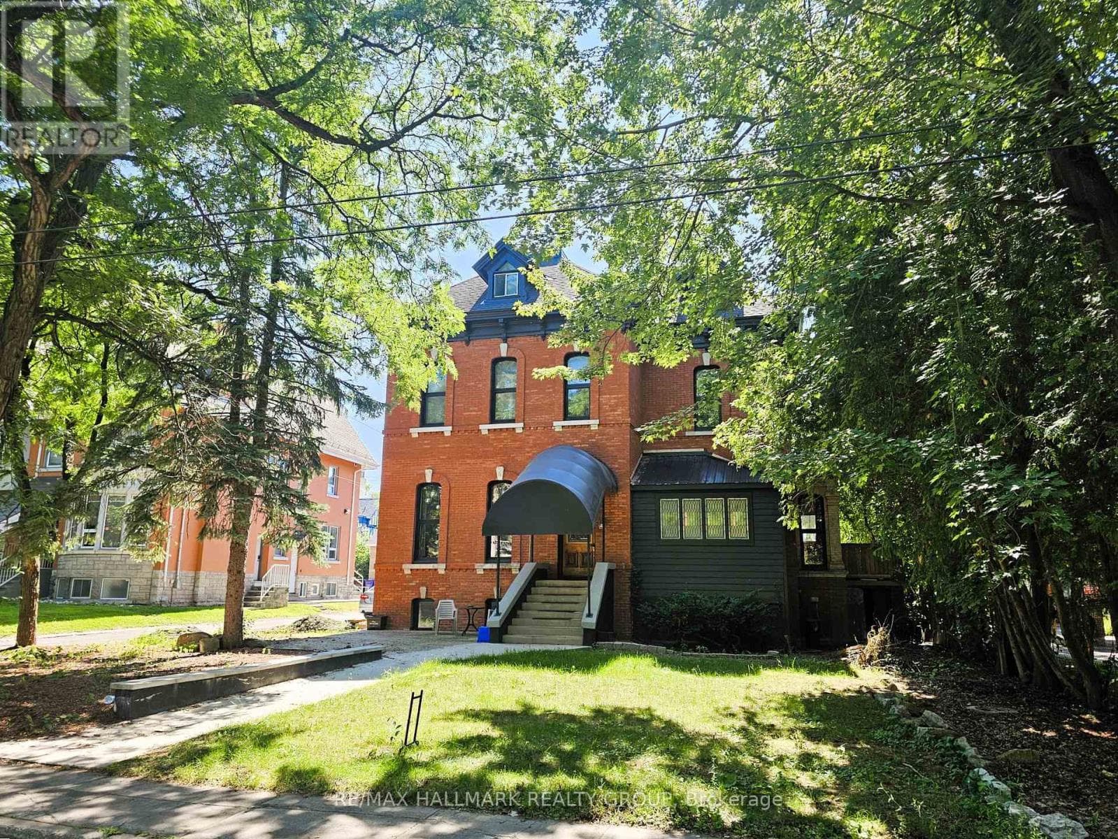 460 Wilbrod Street