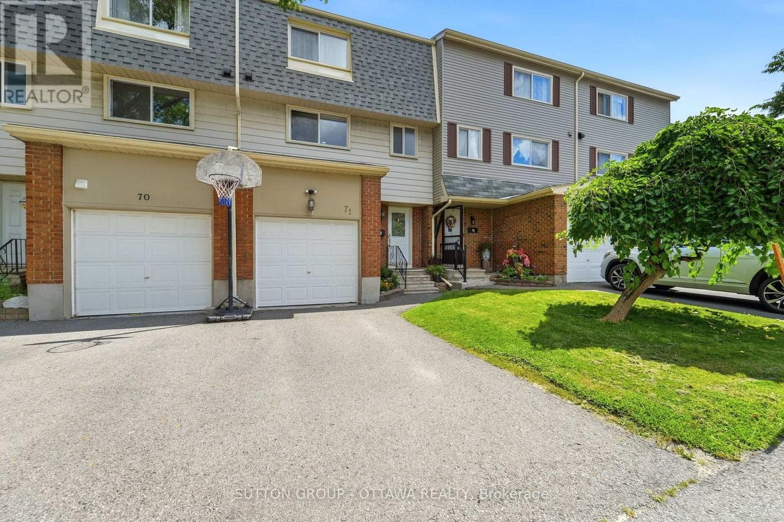71 - 2415 Southvale Crescent