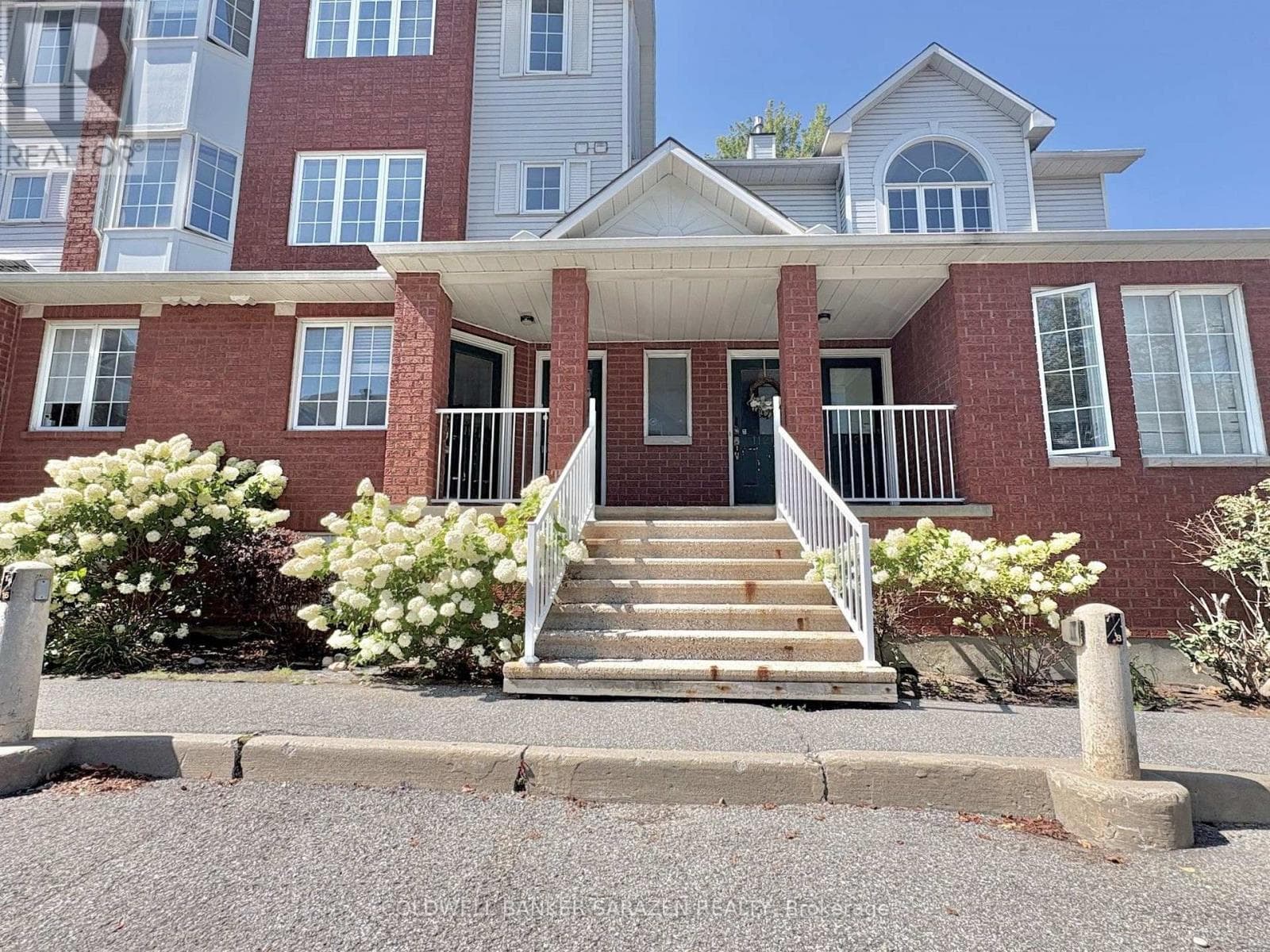 F - 112 Centrepointe Drive