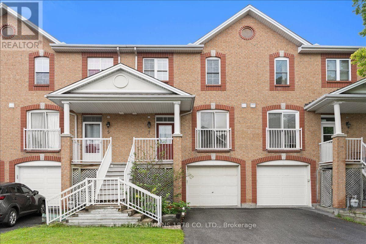 7 Bellflower Private