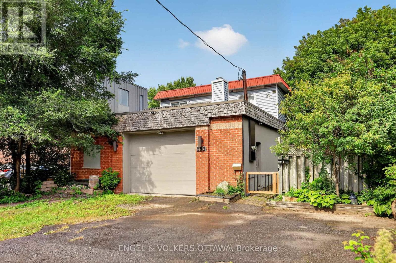 253 Frechette Street