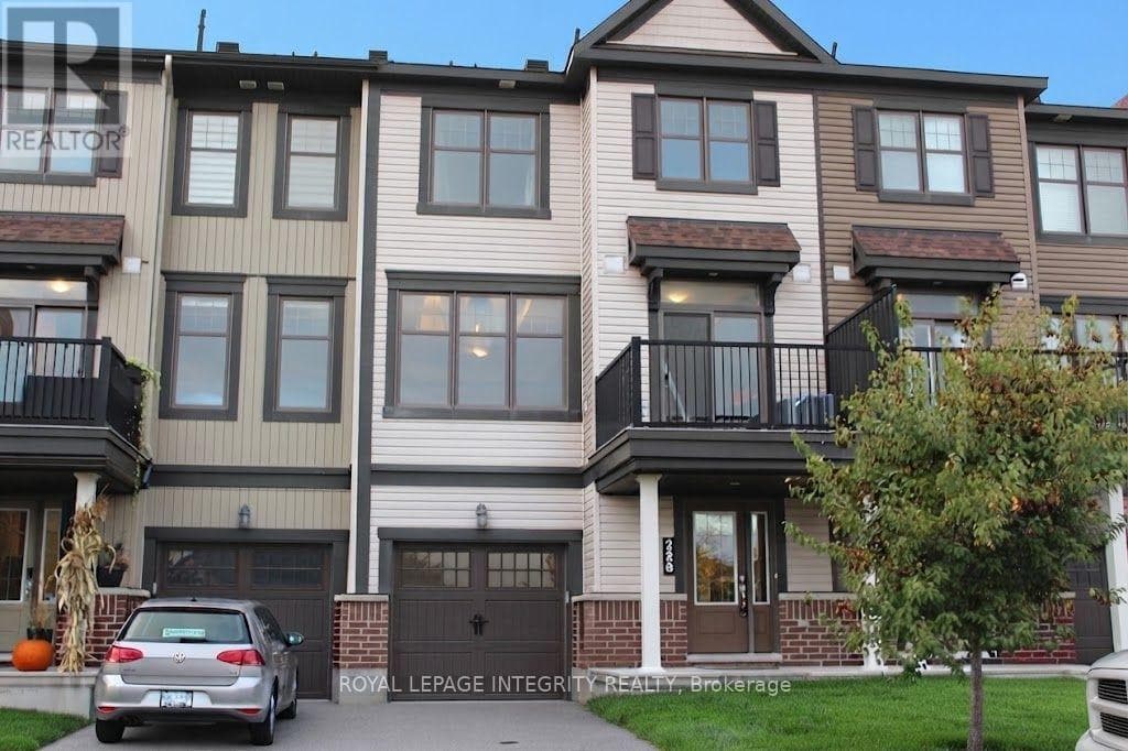 228 Halyard Way